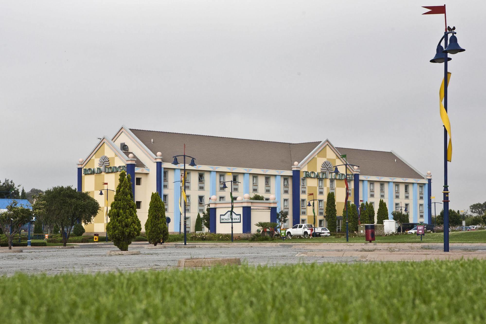 Road Lodge Carnival City Brakpan Экстерьер фото